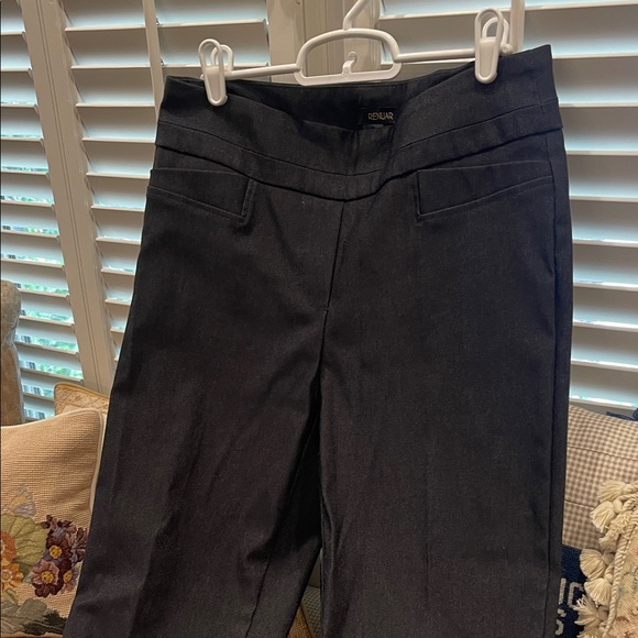 Renuar Women's Classic Black Straight Leg Jeans - Picture 1 of 3